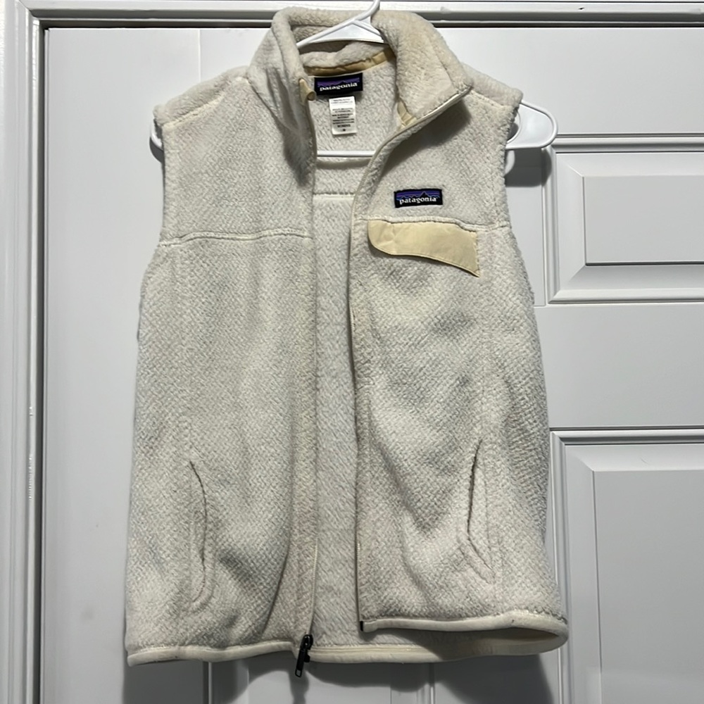 Cream Medium Patagonia vest